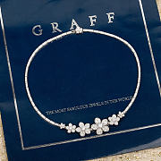 Okify Graff Flowers Silver Necklace With Diamond - 1