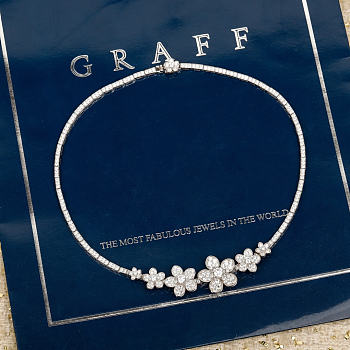Okify Graff Flowers Silver Necklace With Diamond