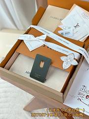 Okify Louis Vuitton Gray And Beige Magnet Card Holder 9.5x6.5x0.5cm - 6