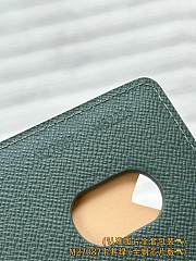 Okify Louis Vuitton Gray And Beige Magnet Card Holder 9.5x6.5x0.5cm - 5