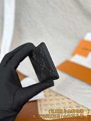 Okify Louis Vuitton Black Magnet Card Holder 9.5x6.5x0.5cm 1 - 2