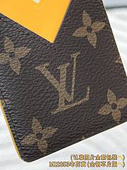 Okify Louis Vuitton Brown And Yellow Magnet Card Holder 9.5x6.5x0.5cm - 2