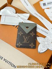 Okify Louis Vuitton Brown And Green Mint Magnet Card Holder 9.5x6.5x0.5cm - 1