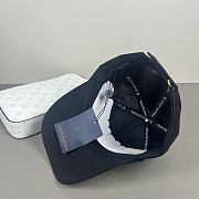 Okify Louis Vuitton Black Baseball Cap 28829 - 4