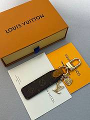 Okify Louis Vuitton Cherished Tab Key Chain  - 5