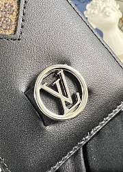 Okify Louis Vuitton Magnetic Card Holder M25864 9.5x6.5x0.5cm - 3