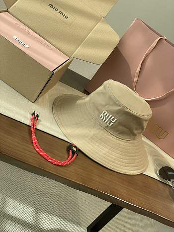 Okify MiuMiu Beige Bucket Hat 28874