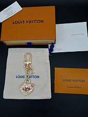 Okify Louis Vuitton Gold/Silver Key Chain  - 2