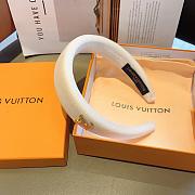 Okify Louis Vuitton White Headband 28932 - 3