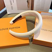 Okify Louis Vuitton White Headband 28932 - 6