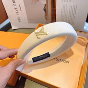 Okify Louis Vuitton White Headband 28932 - 2