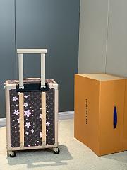 Okify Louis Vuitton x TM Rolling Trunk Flower Suitcase M14107 55x39x21cm - 4