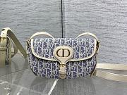 Okify Dior Bobby East West Bag Blue And White Oblique Chambray Raffia 21x12x5.1cm - 1