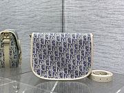 Okify Dior Bobby East West Medium Bag Blue And White Oblique Chambray Raffia 22x17x6cm - 4