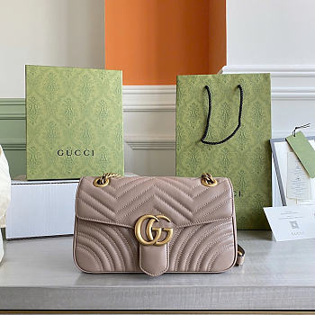 Okify Gucci GG Marmont Matelassé Bag Beige Heart 26x15x7cm