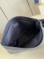 Okify Louis Vuitton Pochette Voyage Souple Bag M28846 30x21x7.5cm - 4