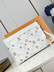 Okify Louis Vuitton Pochette To-Go Bag White M28913 30x21.5x1cm - 3