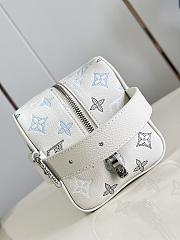 Okify Louis Vuitton Locker Dopp Kit Bag White M28835 23x13x12cm - 6