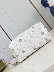 Okify Louis Vuitton Locker Dopp Kit Bag White M28835 23x13x12cm - 4