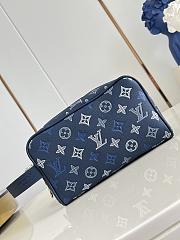 Okify Louis Vuitton Locker Dopp Kit Bag Blue M28835 23x13x12cm - 1