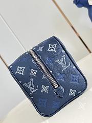 Okify Louis Vuitton Locker Dopp Kit Bag Blue M28835 23x13x12cm - 6