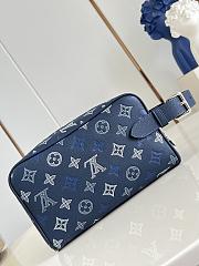 Okify Louis Vuitton Locker Dopp Kit Bag Blue M28835 23x13x12cm - 5