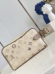 Okify Louis Vuitton Locker Dopp Kit Bag Brown M29426 23x13x12cm - 5