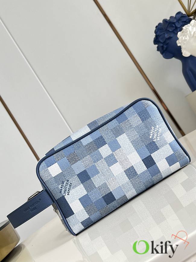 Okify Louis Vuitton Locker Dopp Kit Bag Blue M28845 23x13x12cm - 1