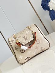 Okify Louis Vuitton Dopp Kit Bag Beige M29161 28x15x16.5cm - 3