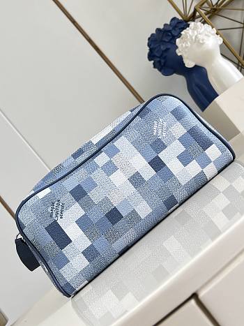 Okify Louis Vuitton Dopp Kit Bag Blue M28847 28x15x16.5cm