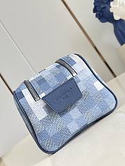 Okify Louis Vuitton Dopp Kit Bag Blue M28847 28x15x16.5cm - 4