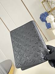 Okify Louis Vuitton Notebook Cover Black Embossed R20100 18.5x23x3cm - 2
