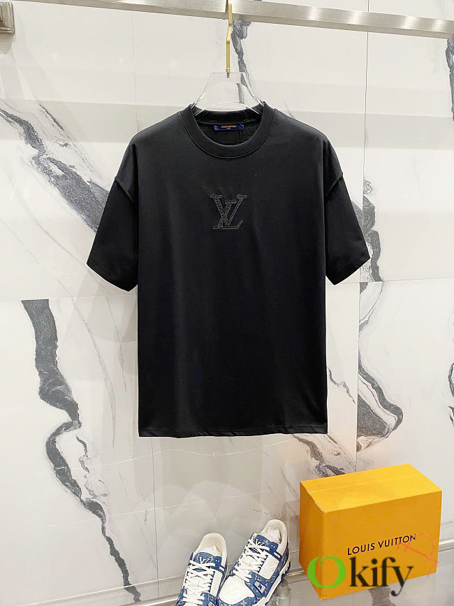 Okify Louis Vuitton Black T-shirt 29161 - 1