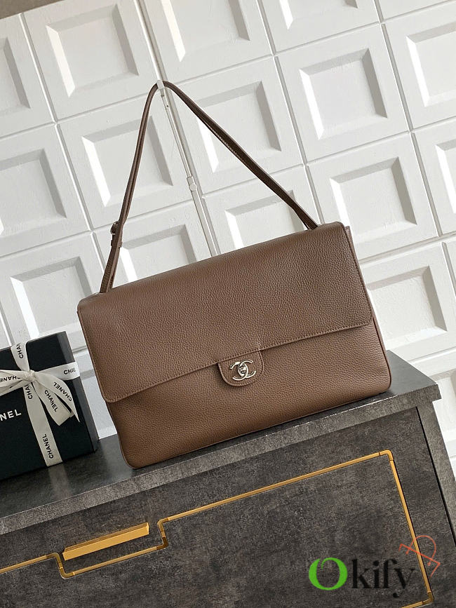 Okify CC 26 Maxi Flap Bag Brown 39x11x8cm - 1
