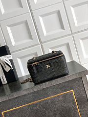 Okify CC 26 Vanity Bag Black Raffia 17x9.5x8cm - 1
