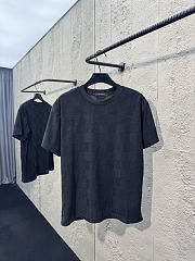 Okify Louis Vuitton Black Damier T-shirt  - 1