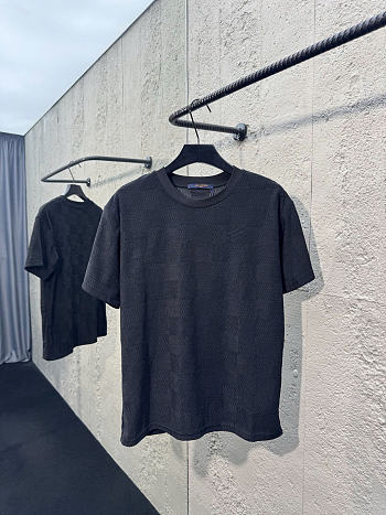 Okify Louis Vuitton Black Damier T-shirt 