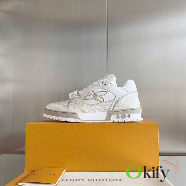 Okify Louis Vuitton Gray Sneakers Unisex 29237 - 1