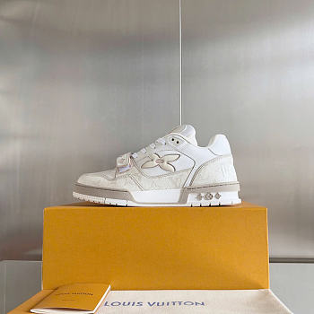 Okify Louis Vuitton Gray Sneakers Unisex 29237