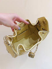 Okify CC 25 Hobo Bag Gold Caviar 22x20x12.5cm - 5