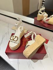 Okify Valentino White Wedge Sandals  - 6