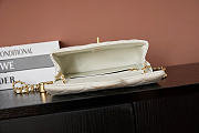 Okify CC 25B Flap Bag White Lambskin 20x13x7cm - 5