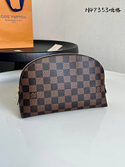 Okify Louis Vuitton Damier Brown Cosmetic Pouch N47353 22x15x6cm - 1
