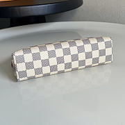 Okify Louis Vuitton Damier White Cosmetic Pouch N47353 22x15x6cm - 5