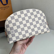Okify Louis Vuitton Damier White Cosmetic Pouch N47353 22x15x6cm - 2