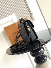 Okify Louis Vuitton Pochette Metis Bag Black M25939 25x19x7cm - 6