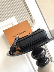 Okify Louis Vuitton Pochette Metis Bag Black M25939 25x19x7cm - 4