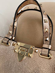 Okify Valentino Garavani Rockstud Small Bag In Rose Gold 23x15.5x6cm - 5