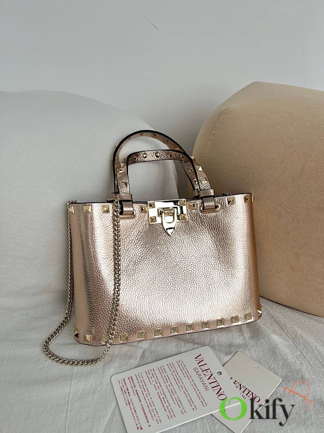 Okify Valentino Garavani Rockstud Small Bag In Rose Gold 23x15.5x6cm - 1