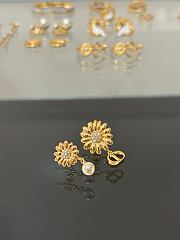 Okify Dior Gold Flower Earrings 29446 - 6